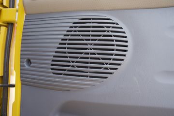 ���� �����A5L�п� 220���� 4X2 10����ʽ�ػ���(�ٱ�4.333)(HFC5181XXYP3K1A70S)ͼƬ