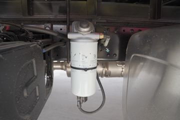 ���� �����A5L�п� 220���� 4X2 10����ʽ�ػ���(�ٱ�4.333)(HFC5181XXYP3K1A70S)ͼƬ