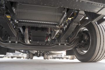 ���� �����A5L�п� 220���� 4X2 10����ʽ�ػ���(�ٱ�4.333)(HFC5181XXYP3K1A70S)ͼƬ