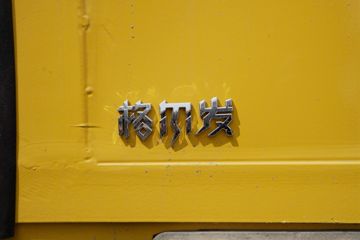 ���� �����A5L�п� 220���� 4X2 10����ʽ�ػ���(�ٱ�4.333)(HFC5181XXYP3K1A70S)ͼƬ