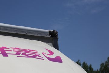  V2  1.6L 105 CNG 3.3׵ʽ΢()(BJ5030XXY5JC7-55)ͼƬ