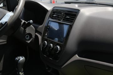 ���� ����V2 ������ 1.6L 105���� CNG 3.3�׵�����ʽ΢��(����)(BJ5030XXY5JC7-55)ͼƬ