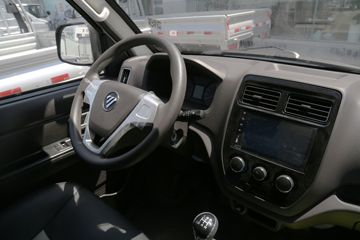 ���� ����V2 ������ 1.6L 105���� CNG 3.3�׵�����ʽ΢��(����)(BJ5030XXY5JC7-55)ͼƬ