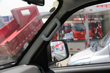 ���� ����V2 ������ 1.6L 105���� CNG 3.3�׵�����ʽ΢��(����)(BJ5030XXY5JC7-55)ͼƬ