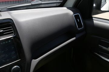 ���� ����V2 ������ 1.6L 105���� CNG 3.3�׵�����ʽ΢��(����)(BJ5030XXY5JC7-55)ͼƬ