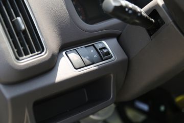 ���� ����V2 ������ 1.6L 105���� CNG 3.3�׵�����ʽ΢��(����)(BJ5030XXY5JC7-55)ͼƬ