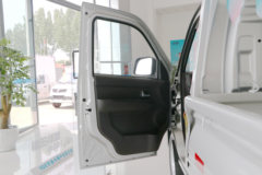 福田 祥菱V1 1.6L 至尊版 122马力 汽油 3.2米单排栏板微卡(单后轮)(国六)(BJ1030V4JV5-01)