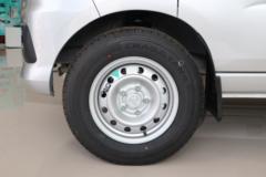 福田 祥菱V1 1.6L 至尊版 122马力 汽油 3.2米单排栏板微卡(单后轮)(国六)(BJ1030V4JV5-01)