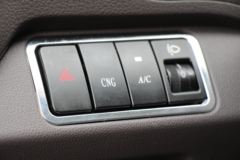 福田 祥菱V2 舒适型 1.6L 105马力 CNG 3.3米单排栏板微卡(国六)(BJ1030V5JC7-55) 福田 祥菱V2 舒适型 1.6L 105马力 CNG 3.3米单排栏板微卡(国六)(BJ1030V5JC7-55)