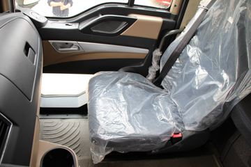 �й����� HOWO TX7�ؿ� 460���� 8X4 6.5����ж��(����)(ZZ3317V326GF1)ͼƬ