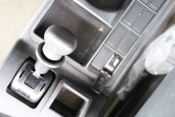 �й����� HOWO TX7�ؿ� 460���� 8X4 6.5����ж��(����)(ZZ3317V326GF1)ͼƬ