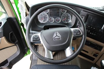 �й����� HOWO TX7�ؿ� 460���� 8X4 6.5����ж��(����)(ZZ3317V326GF1)ͼƬ