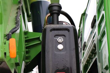 �й����� HOWO TX7�ؿ� 460���� 8X4 6.5����ж��(����)(ZZ3317V326GF1)ͼƬ