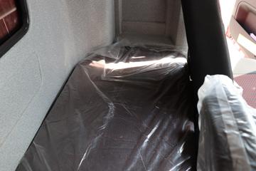 һ����� J6L�п� 220���� 4X2 6.8�ײ�դʽ�ػ���(����)(CA5180CCYP28K2L2E6A80)ͼƬ