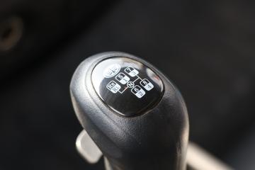 һ����� J6L�п� 220���� 4X2 6.8�ײ�դʽ�ػ���(����)(CA5180CCYP28K2L2E6A80)ͼƬ