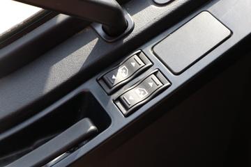 һ����� J6L�п� 220���� 4X2 6.8�ײ�դʽ�ػ���(����)(CA5180CCYP28K2L2E6A80)ͼƬ