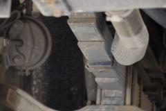 一汽解放 J6L中卡 220马力 4X2 6.8米仓栅式载货车(国六)(CA5180CCYP28K2L2E6A80) 一汽解放 J6L中卡 220马力 4X2 6.8米仓栅式载货车(国六)(CA5180CCYP28K2L2E6A80)