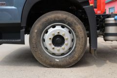 青岛解放 JK6中卡 220马力 4X2 6.75米栏板载货车(国六)(5300轴距)(CA1180P28K1L4E6)