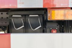 福田瑞沃 大金刚ES5 160马力 4X2 平板运输车(BJ5164TPBHPDD-01)