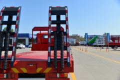 福田瑞沃 大金刚ES5 160马力 4X2 平板运输车(BJ5164TPBHPDD-01)