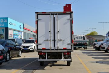 ������Խ �±�T3 1.6L 122���� ���� 3.01����س�(����)(SC5031XLCTMD6B1)ͼƬ