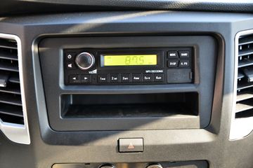 ������Խ �±�T3 1.6L 122���� ���� 3.01����س�(����)(SC5031XLCTMD6B1)ͼƬ