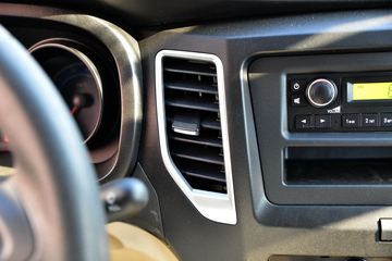 ������Խ �±�T3 1.6L 122���� ���� 3.01����س�(����)(SC5031XLCTMD6B1)ͼƬ