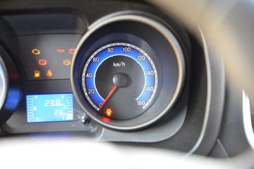 ������Խ �±�T3 1.6L 122���� ���� 3.01����س�(����)(SC5031XLCTMD6B1)ͼƬ