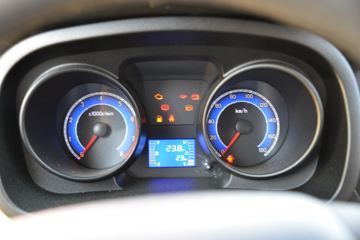 ������Խ �±�T3 1.6L 122���� ���� 3.01����س�(����)(SC5031XLCTMD6B1)ͼƬ