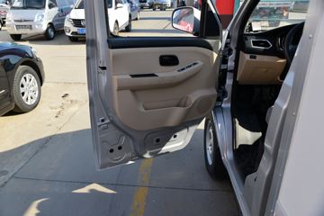 ������Խ �±�T3 1.6L 122���� ���� 3.01����س�(����)(SC5031XLCTMD6B1)ͼƬ