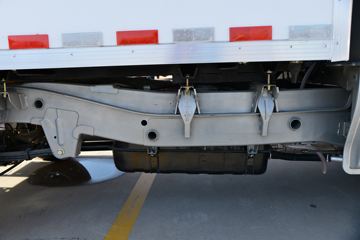 ������Խ �±�T3 1.6L 122���� ���� 3.01����س�(����)(SC5031XLCTMD6B1)ͼƬ