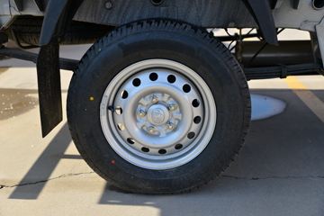 ������Խ �±�T3 1.6L 122���� ���� 3.01����س�(����)(SC5031XLCTMD6B1)ͼƬ