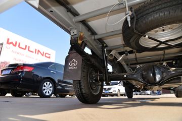 ������Խ �±�T3 1.6L 122���� ���� 3.01����س�(����)(SC5031XLCTMD6B1)ͼƬ