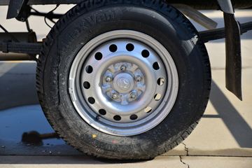 ������Խ �±�T3 1.6L 122���� ���� 3.01����س�(����)(SC5031XLCTMD6B1)ͼƬ