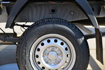 ������Խ �±�T3 1.6L 122���� ���� 3.01����س�(����)(SC5031XLCTMD6B1)ͼƬ