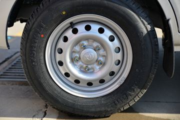 ������Խ �±�T3 1.6L 122���� ���� 3.01����س�(����)(SC5031XLCTMD6B1)ͼƬ