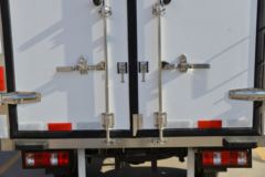 长安跨越 新豹T3 1.6L 122马力 汽油 3.01米冷藏车(国六)(SC5031XLCTMD6B1)