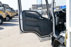 陕汽轻卡 德龙K3000 120马力 4.18米单排栏板轻卡(国六)(YTQ1041KH331)