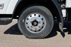 陕汽轻卡 德龙K3000 120马力 4.18米单排栏板轻卡(国六)(YTQ1041KH331)