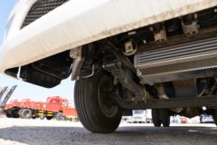 陕汽轻卡 德龙K3000 120马力 4.18米单排栏板轻卡(国六)(YTQ1041KH331)