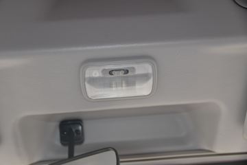 ���� ����˹Q9 220���� 4X2 5.95�ײ�դʽ�ػ���(HFC5181CCYB80K1D4S)ͼƬ