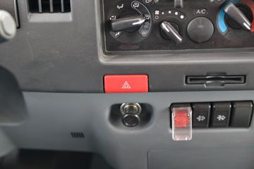 ���� ����˹Q9 220���� 4X2 5.95�ײ�դʽ�ػ���(HFC5181CCYB80K1D4S)ͼƬ