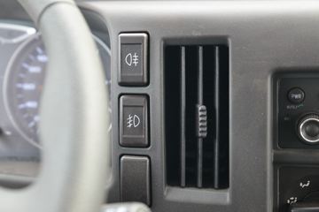 ���� ����˹Q9 220���� 4X2 5.95�ײ�դʽ�ػ���(HFC5181CCYB80K1D4S)ͼƬ