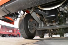 中国重汽 汕德卡SITRAK G7重卡 330马力 6X2 8.6米仓栅式载货车(国六)