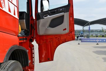 �й����� HOWO MAX 460���� 8X4 9.55����ʽ�ػ���(����)ͼƬ