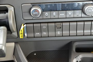 �й����� HOWO MAX 460���� 8X4 9.55����ʽ�ػ���(����)ͼƬ