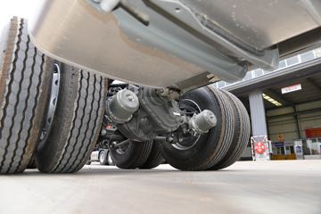 �й����� HOWO MAX 460���� 8X4 9.55����ʽ�ػ���(����)ͼƬ