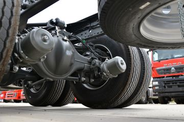 �й����� HOWO MAX 460���� 8X4 9.55����ʽ�ػ���(����)ͼƬ