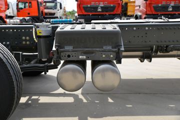 �й����� HOWO MAX 460���� 8X4 9.55����ʽ�ػ���(����)ͼƬ