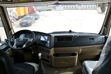 й HOWO TXؿ 440 8X4 6.5ж()(ZZ3317V326GF1)ͼƬ